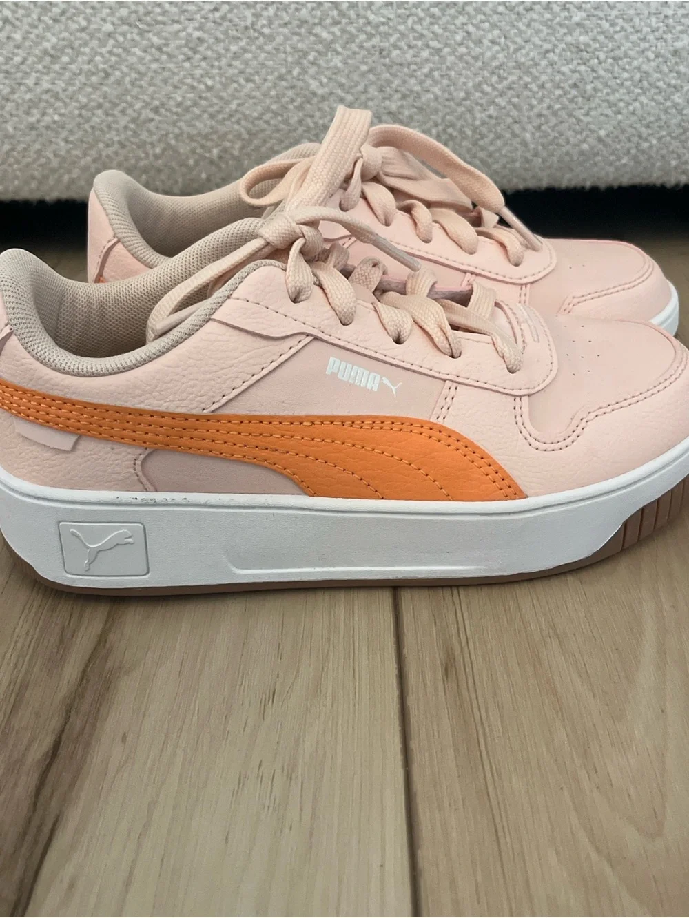 Puma Girls Carina Light Pink Orange 1 Inch Platform Sneakers Playground Recess